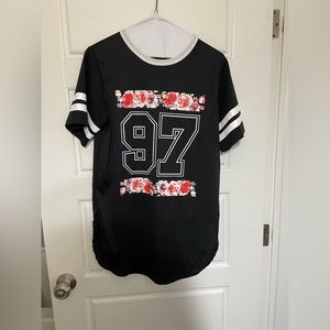 FASHION NOVA JERSEY SIZE LARGE